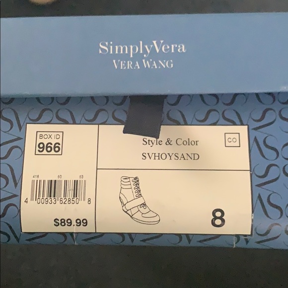 Vera Wang Wedged Bootie. Cute for back to school. - Picture 3 of 3